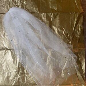 Twigs & Honey Mini-Crystal Bridal Veil